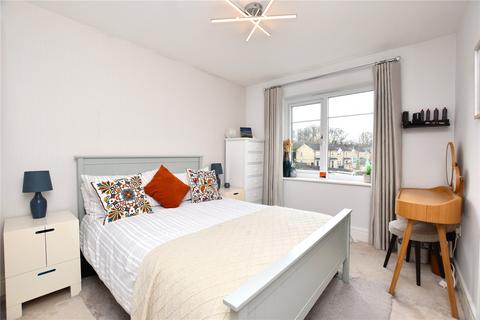 3 bedroom detached house for sale, Valley View Drive, Apperley Bridge, Bradford, West Yorkshire