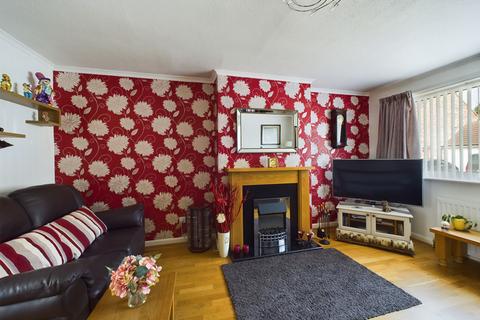 2 bedroom semi-detached bungalow for sale, Howe Lane, Nafferton, YO25