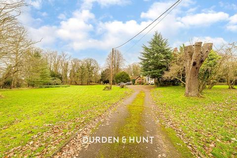 undefined, The Village, Willingale, CM5
