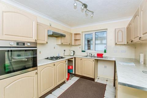 2 bedroom semi-detached bungalow for sale, Mount Tumbledown Close, Sutton Bridge, SPALDING