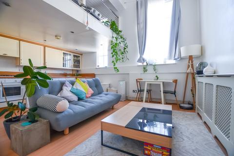 1 bedroom apartment for sale, Dalston Lane, London, E8