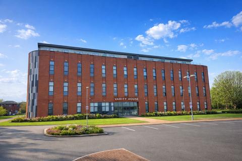 2 bedroom ground floor flat for sale, Vicarage Farm Road, Peterborough