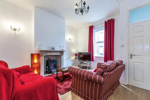 2 bedroom terraced house to rent, Charnock Street, Preston PR1