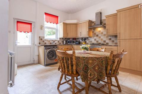 2 bedroom terraced house to rent, Charnock Street, Preston PR1