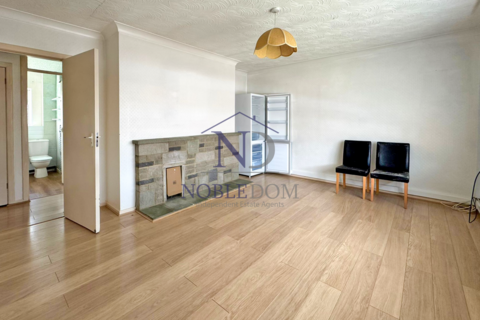 undefined, Ruislip, HA4