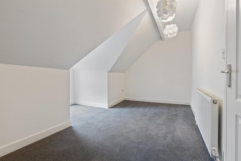 Flat 2, 902-906 Ecclesal Road 11 297.jpg