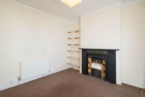3 bedroom end of terrace house for sale, Bellevue Place, Southend On Sea