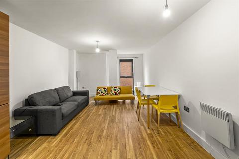 3 bedroom apartment to rent, Fresh, 138 Chapel Street, Salford