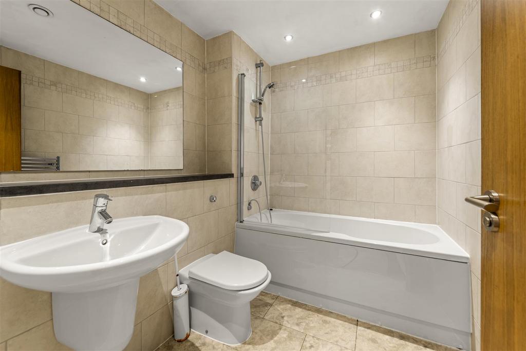 Main Bathroom