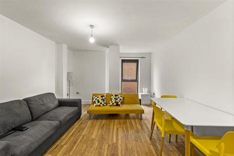 3 bedroom apartment to rent, Fresh, 138 Chapel Street, Salford