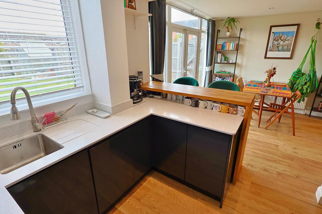 Kitchen / Diner