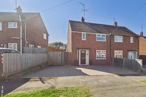 2 bedroom semi-detached house for sale, Marlow Road, Towcester, NN12