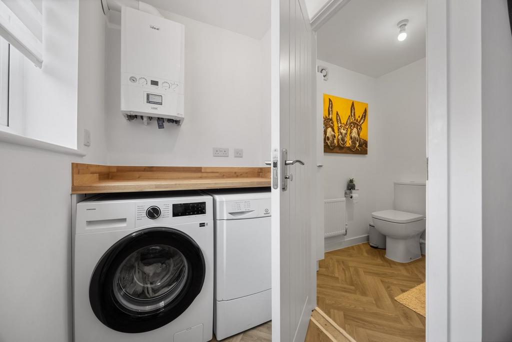 Utility area & WC
