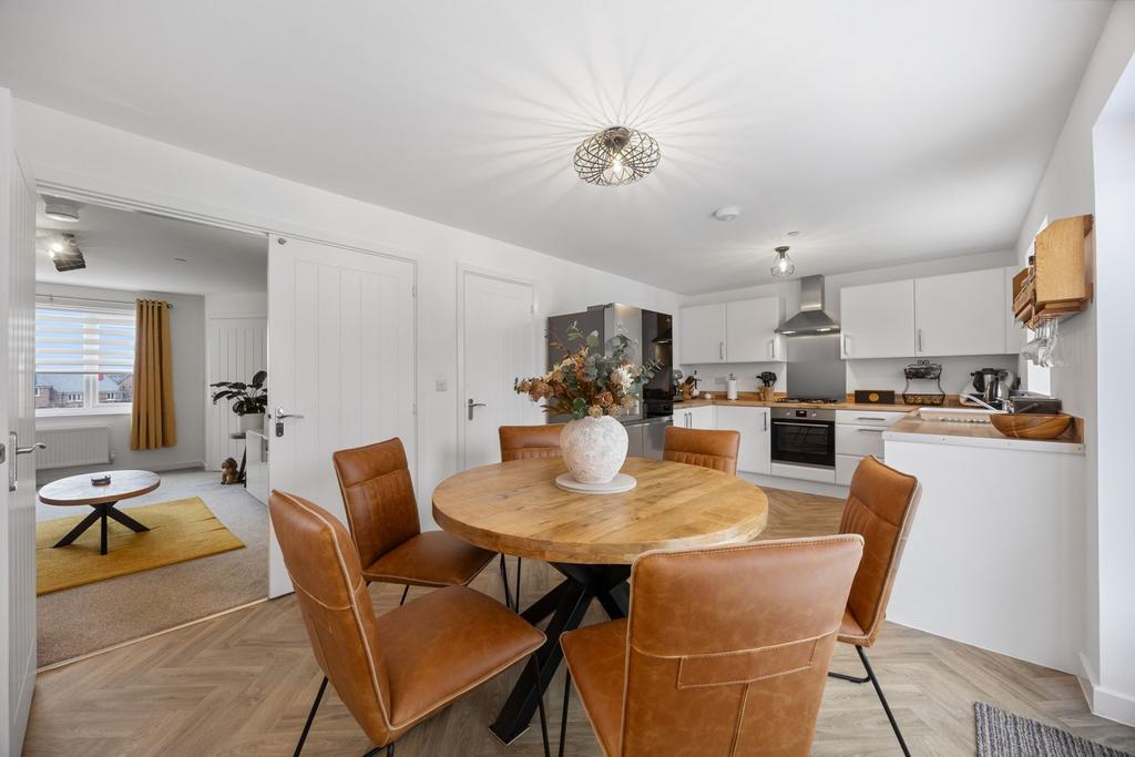 Kitchen dining room