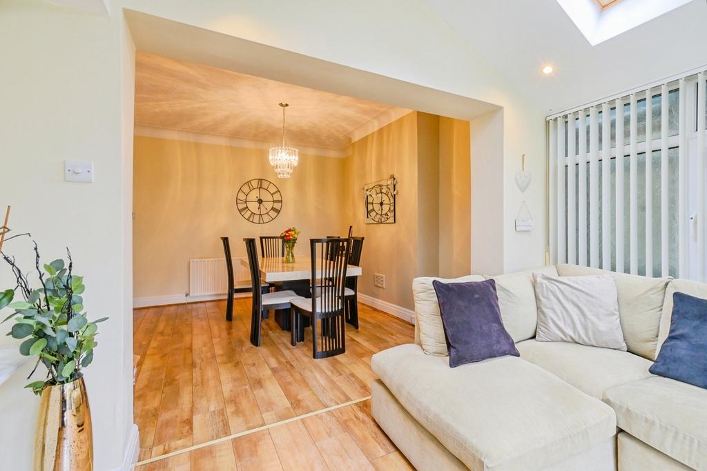 Dining/Family Room
