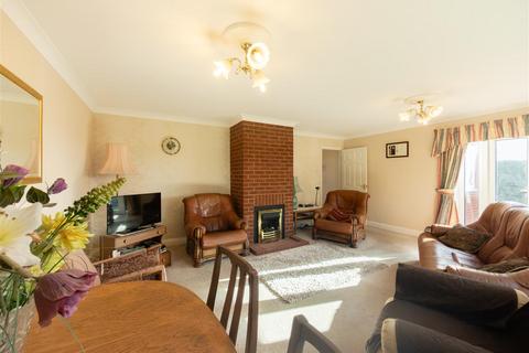 3 bedroom chalet for sale, Church Road, Stowmarket IP14