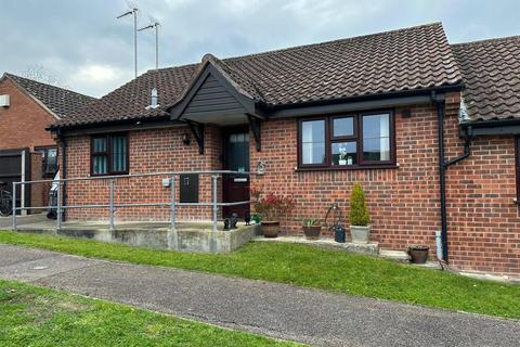 2 bedroom retirement property for sale, Town Green, Stowmarket IP14