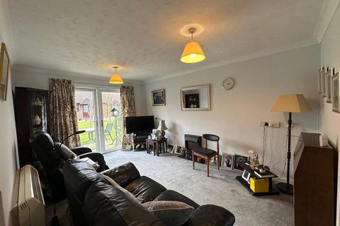 2 bedroom retirement property for sale, Town Green, Stowmarket IP14
