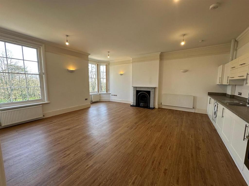 Open Plan Living/Kitchen