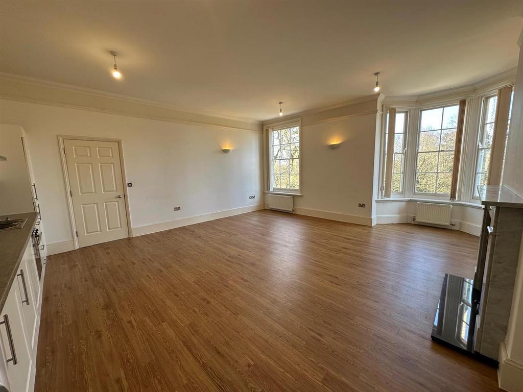 Open Plan Living/Kitchen
