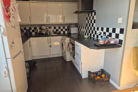 3 bedroom flat to rent, Bentley Street, Melton Mowbray, LE13