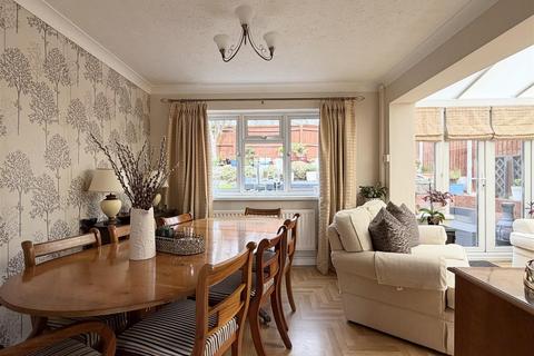4 bedroom house for sale, Bangor Close, Bobblestock, Hereford
