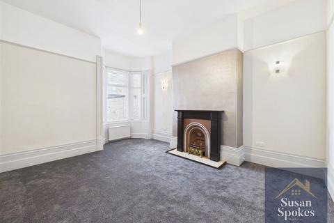 3 bedroom terraced house for sale, Mortimer Road, South Shields