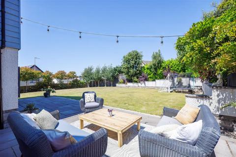 4 bedroom detached house for sale, Craig Yr Eos Avenue, Ogmore by Sea, Vale of Glamorgan, CF32 0PF