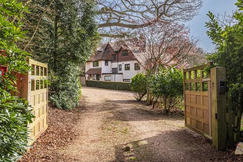 6 bedroom detached house for sale, A Beautifully Restored Coastal Home Blending Character and Calm