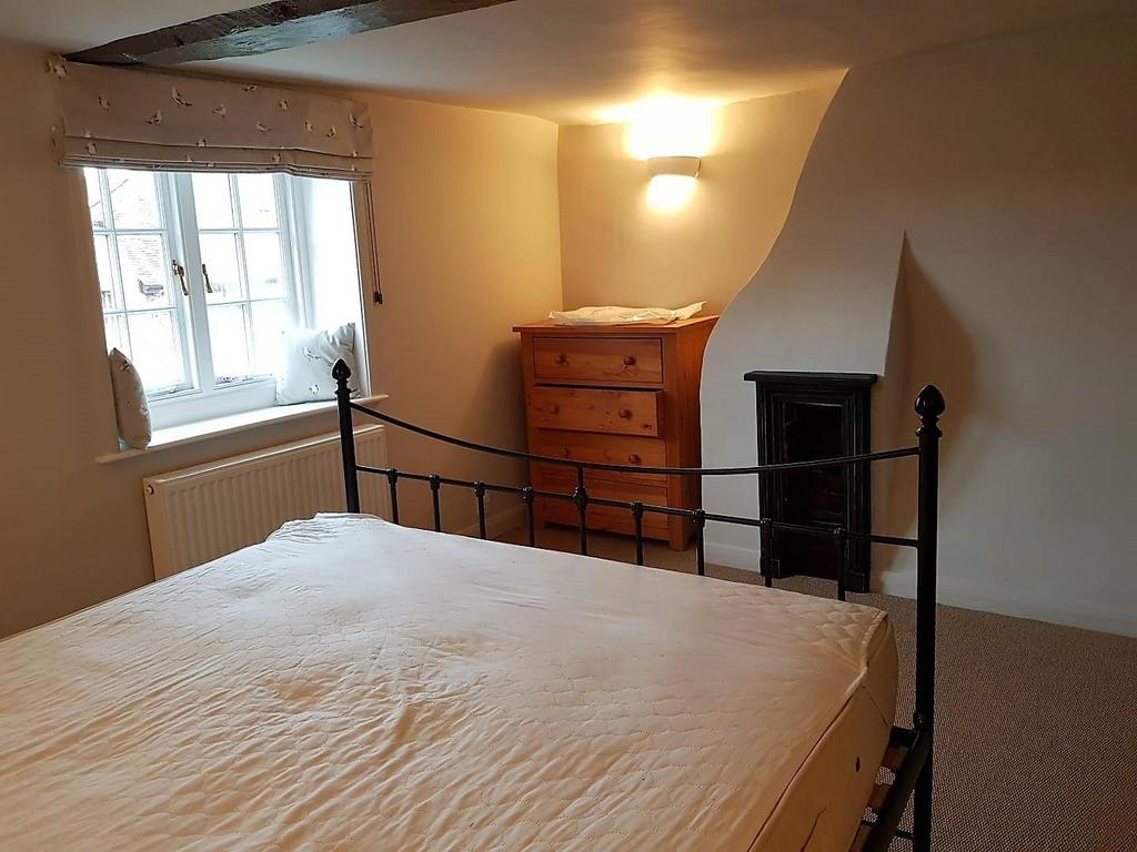 Bedroom.jpg