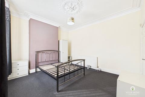 2 bedroom flat for sale, Springfield Terrace, Gateshead NE10