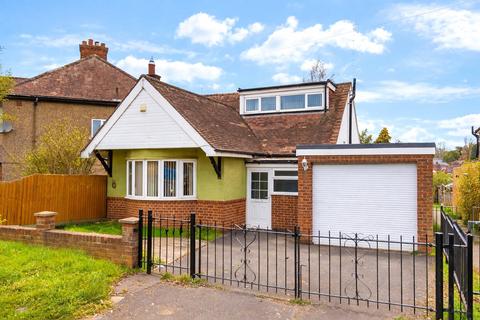 2 bedroom bungalow for sale, Duston Road, Northampton, Northamptonshire, NN5