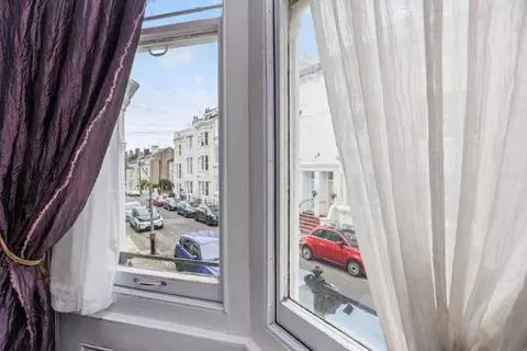 Studio for sale - Изглед 2