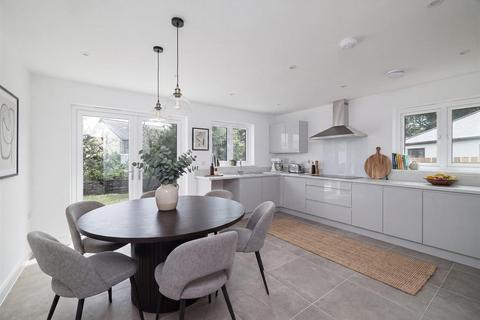 undefined, Kelli Lowarth, Saltash PL12