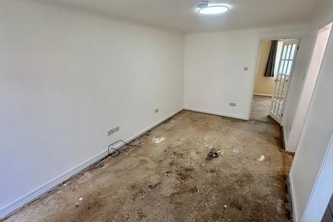 undefined, Allington Close, Taunton, TA1
