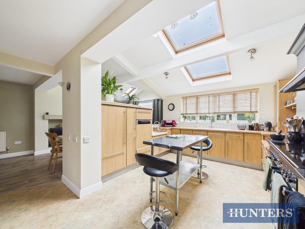 Kitchen/Dining/Family alt