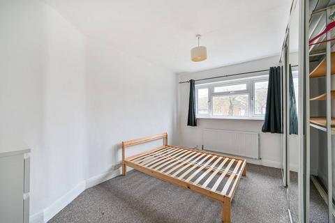 undefined, Lisbon Avenue, Twickenham, TW2