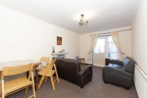 1 bedroom flat to rent, Tamworth Road, Croydon