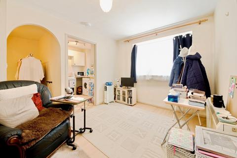 undefined, Regarth Avenue, Romford, RM1