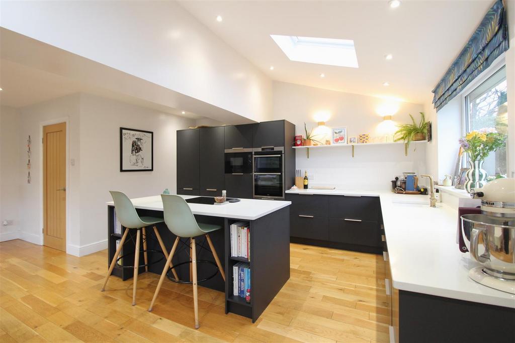 Kitchen Diner/ Family Room