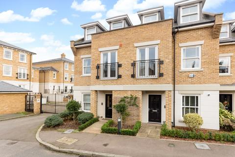 undefined, Hawtrey Road Windsor SL4