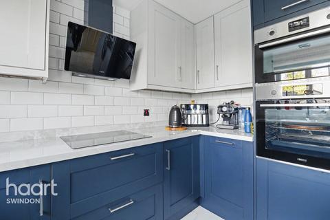 4 bedroom townhouse for sale, Silbury Mews, Swindon