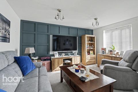 4 bedroom townhouse for sale, Silbury Mews, Swindon