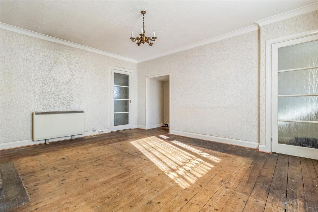 56 Worthing Road-002.JPG