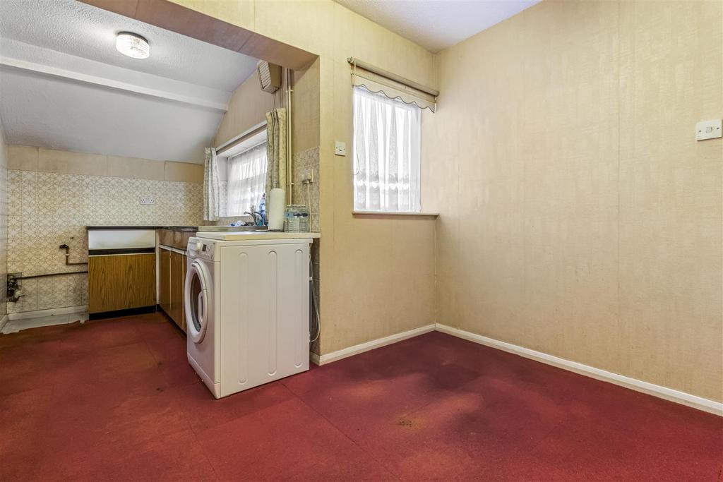 56 Worthing Road-005.JPG