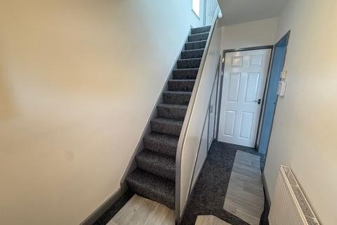 3 bedroom semi-detached house for sale, Furness Drive, Halifax HX2