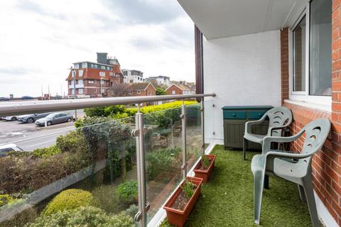 undefined, Captains Court, Stade Street, CT21