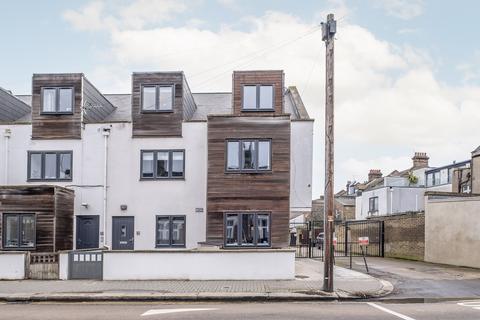 4 bedroom house for sale, Kimber Road, London, SW18