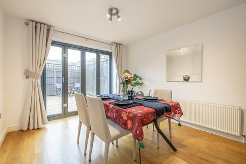 4 bedroom house for sale, Kimber Road, London, SW18