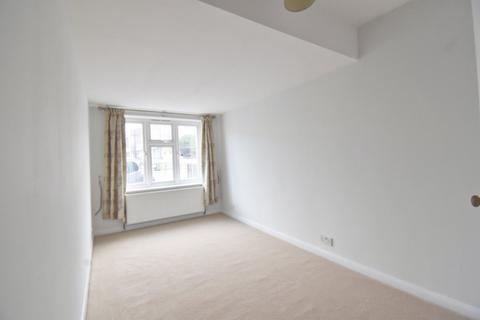 undefined, Molesey Road, Walton-on-Thames, KT12